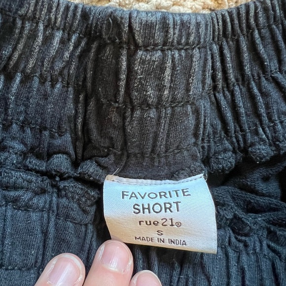 Shorts - Picture 2 of 2